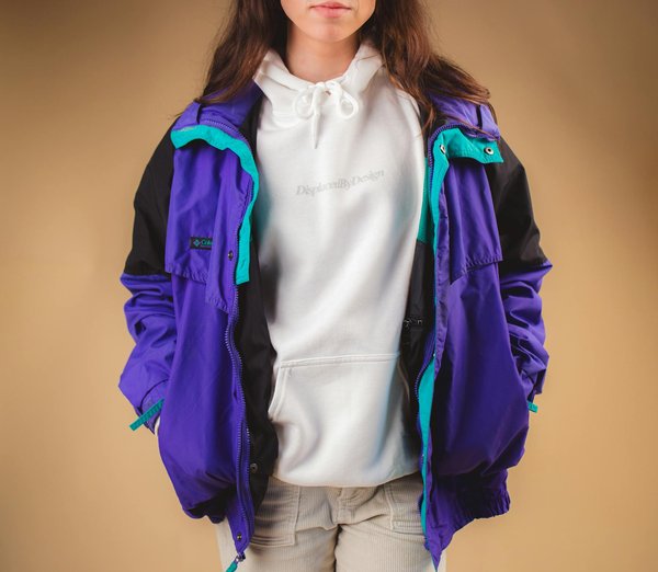 Créer la Routine Parfaite : Astuces d'Entretien Optimales pour Peaux Mixtes Féminines.